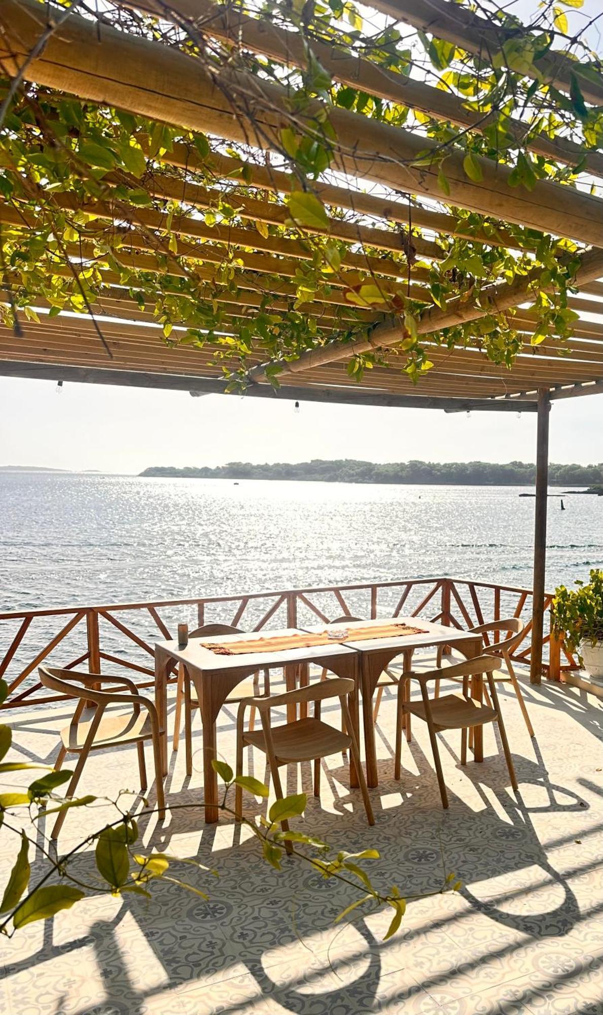 Orika Del Mar Hotel Isla Grande  Exteriör bild
