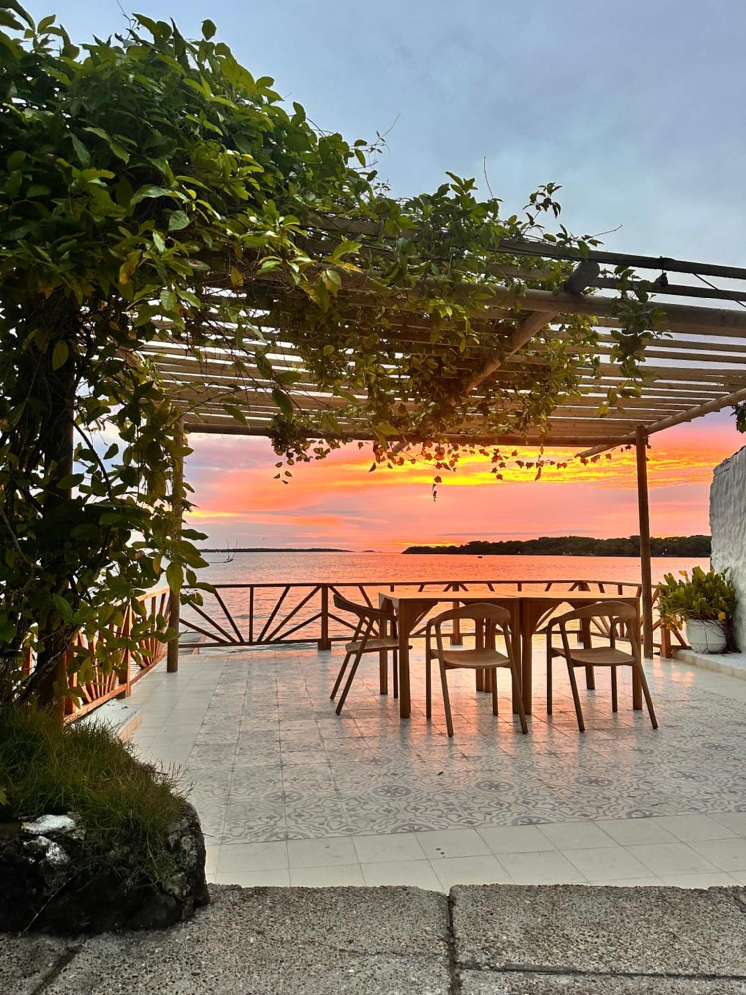 Orika Del Mar Hotel Isla Grande  Exteriör bild