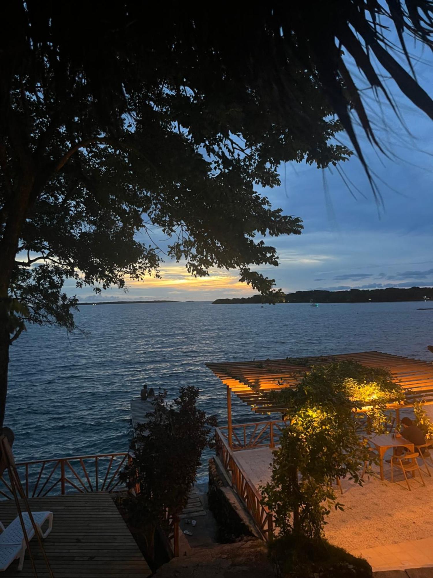 Orika Del Mar Hotel Isla Grande  Exteriör bild